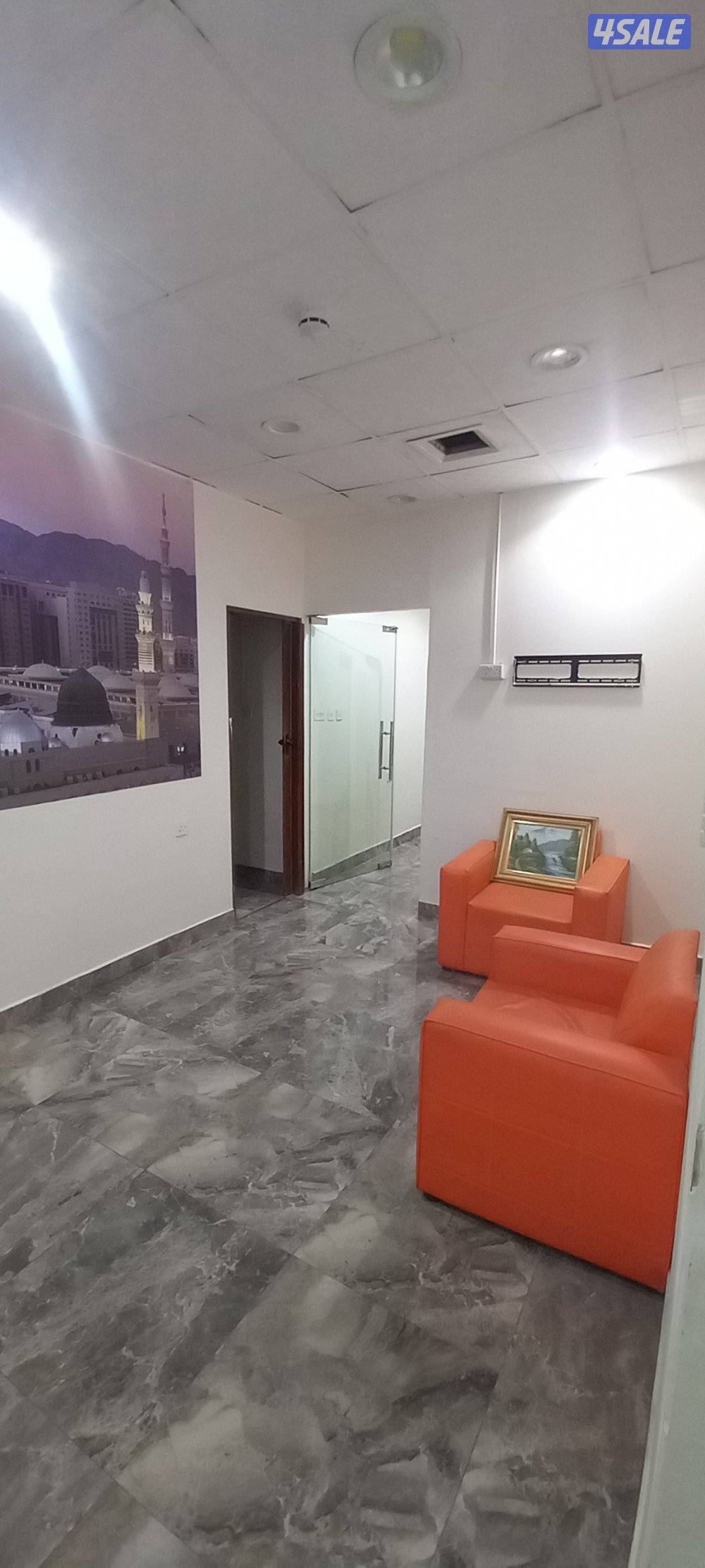 مكتب تجاري للايجار في مجمع ممتاز بالجليب الشيوخ4