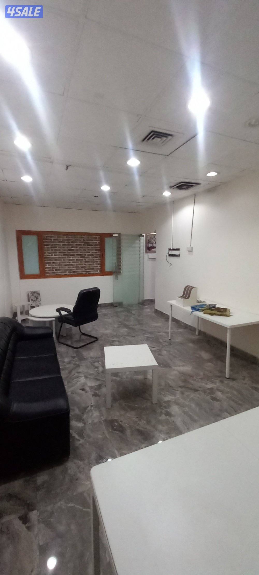 مكتب تجاري للايجار في مجمع ممتاز بالجليب الشيوخ8