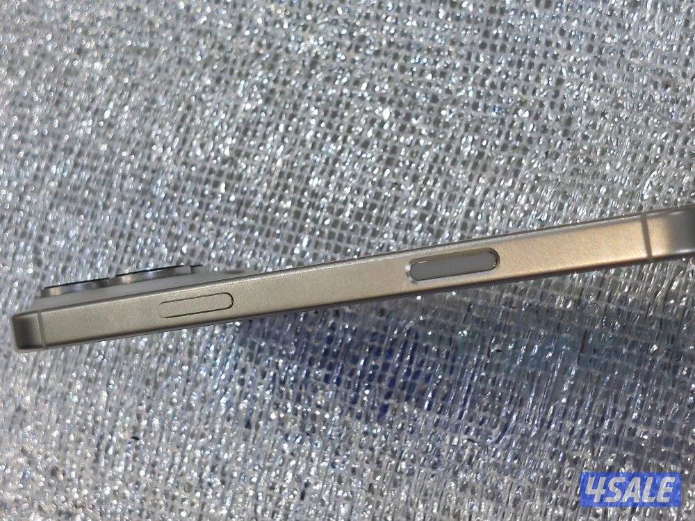 للبيع جهازين ١٦ بروماكس و١٤ كامرتين4