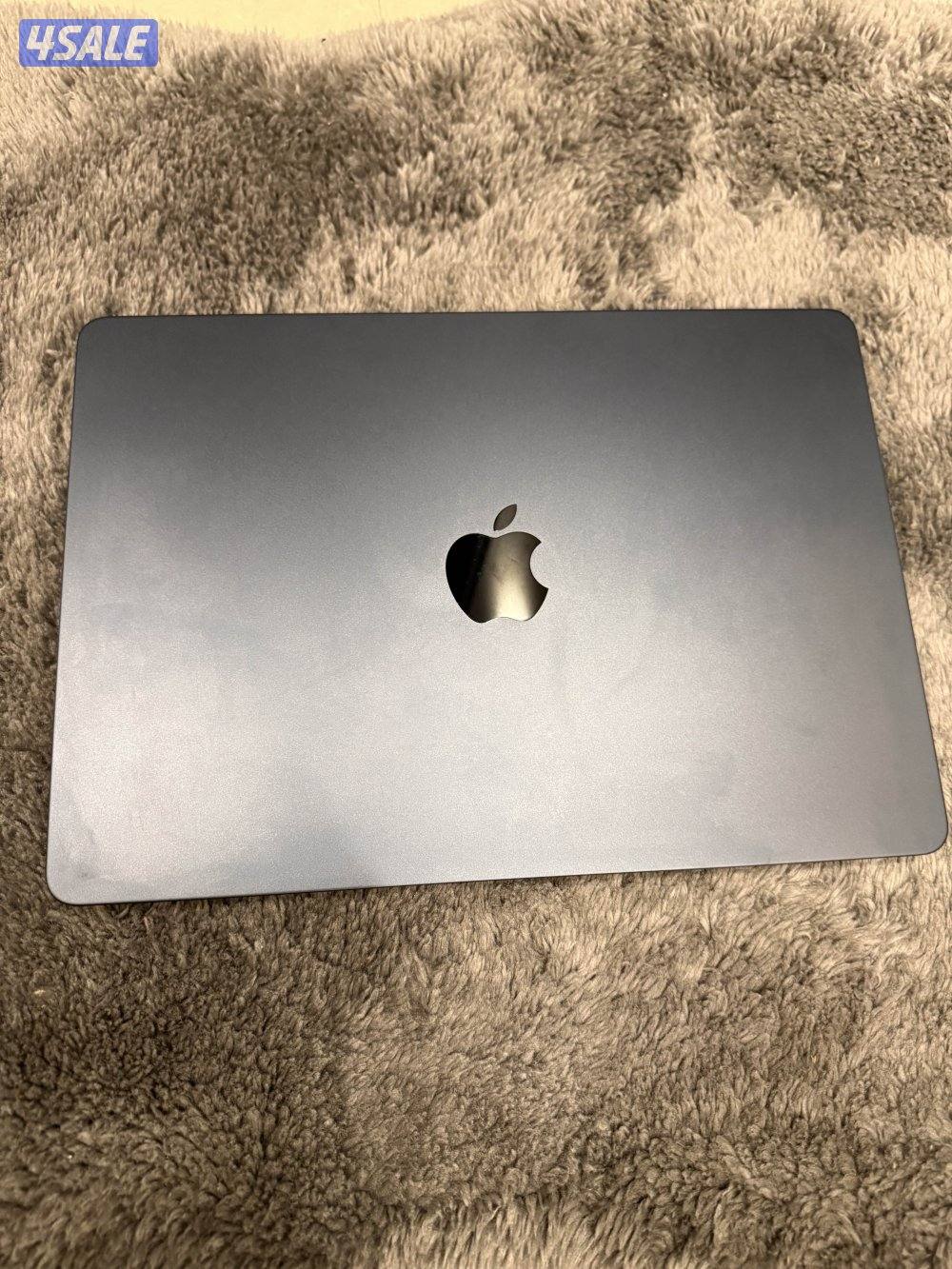 ماك بوك اير m3 كلحي نظيف0