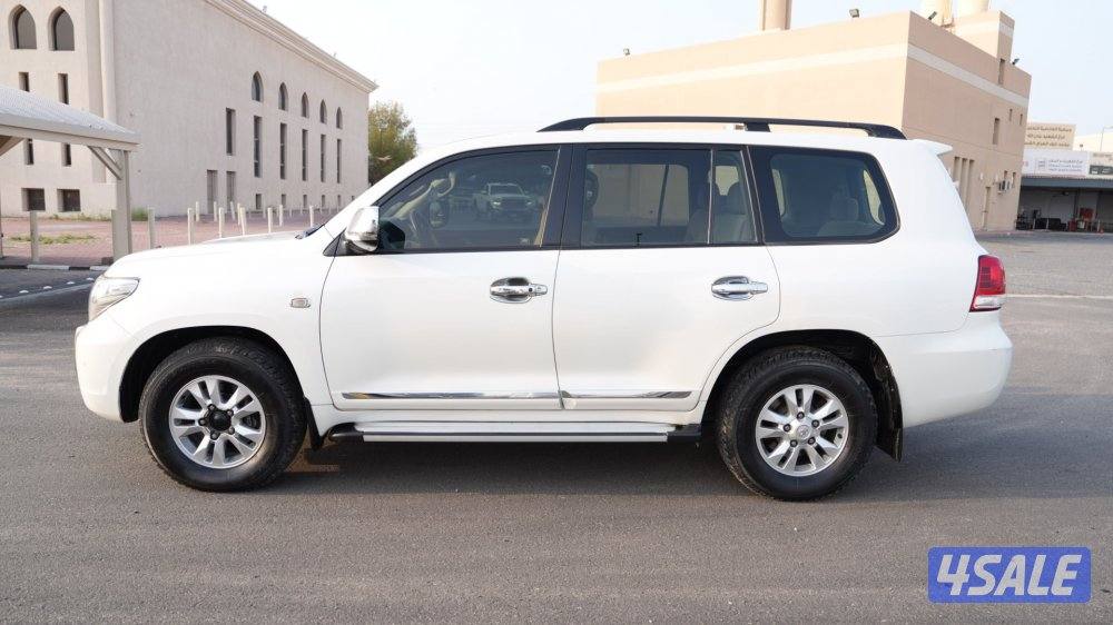 للبيع: لاندكروزر GXR موديل 2010 - صبغ الوكالة (المالك الأول) 💎12
