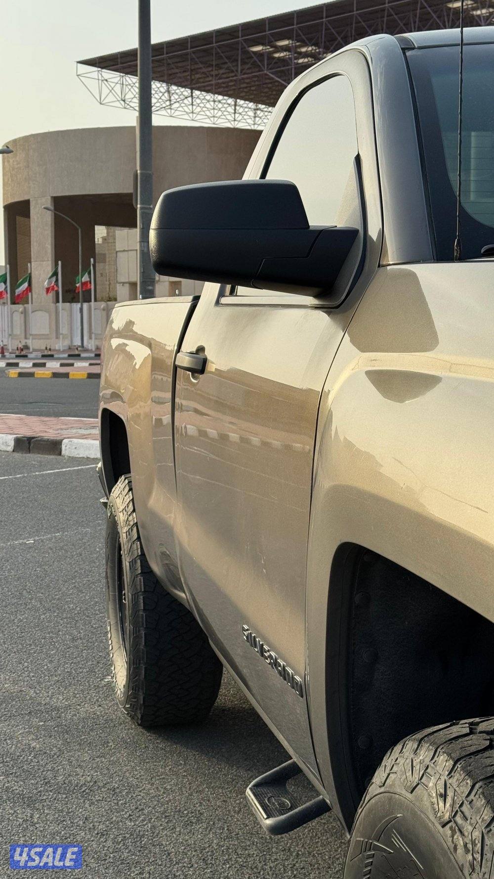 للبيع سلفرادو ls ٢٠١٧1