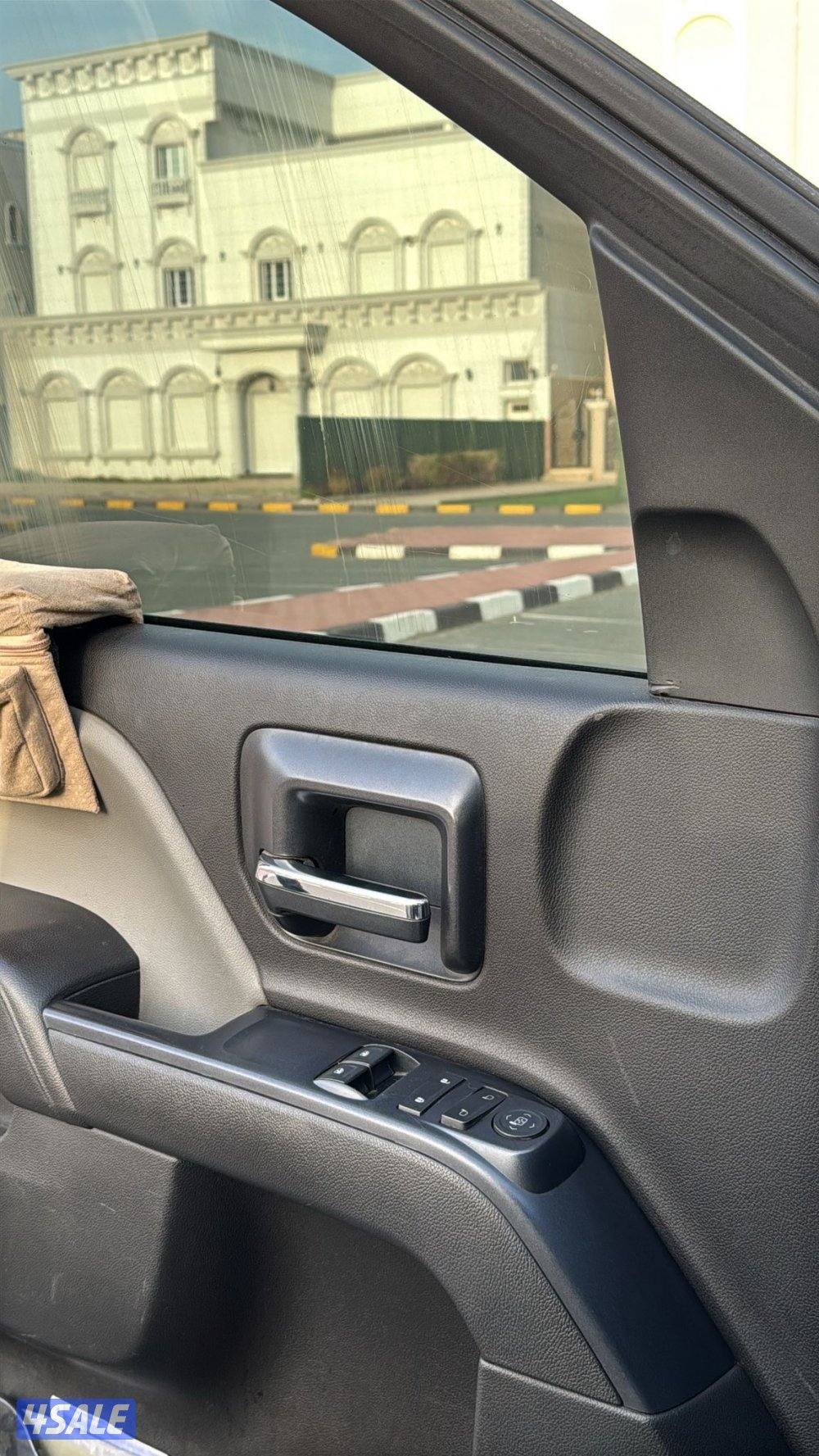 للبيع سلفرادو ls ٢٠١٧5