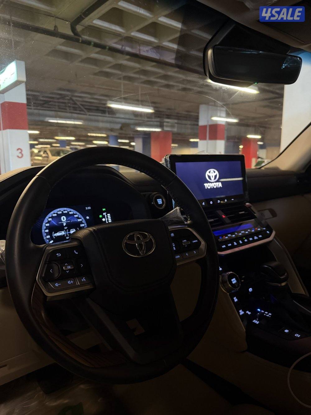 لاند كروزر ايرو اس 20253