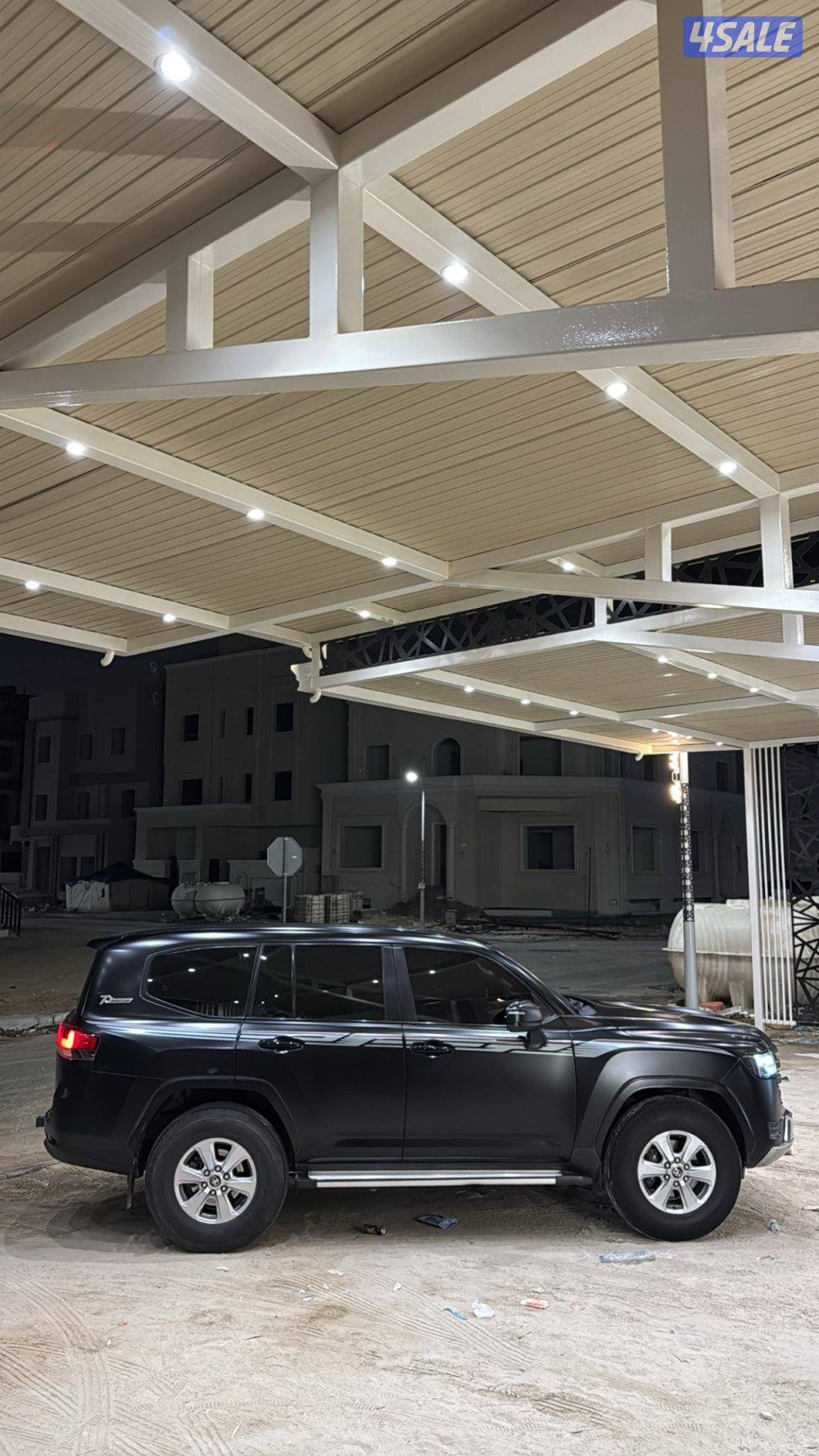 لاندكروز وارد قطر موديل 2022 GX الممشى 230 الف4