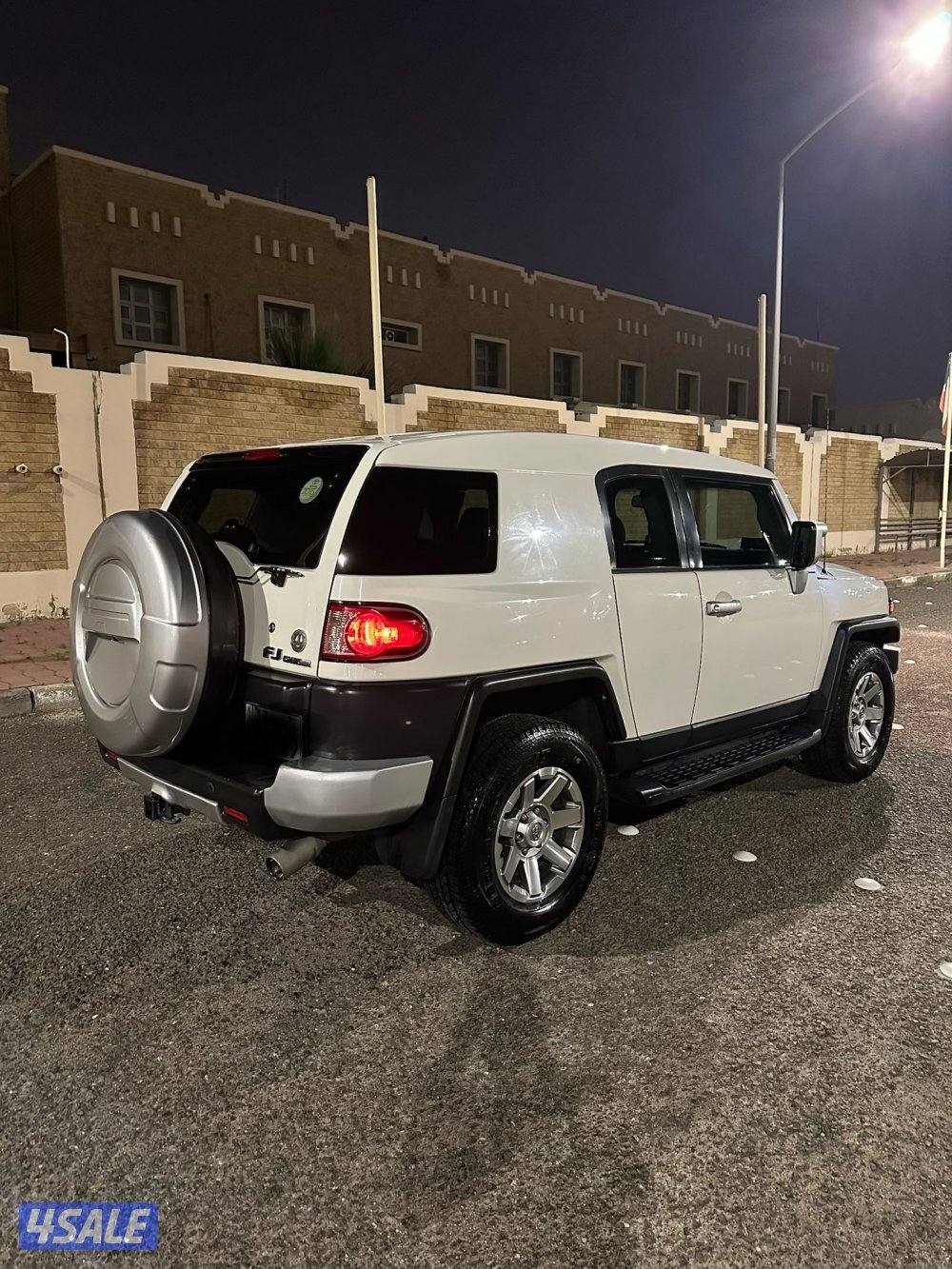 اف جي كروزر وارد الساير ماشي 217 موديل 20153