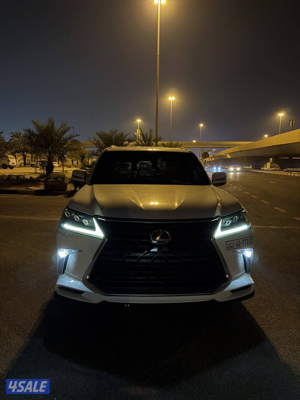 لكزس وارد الساير 2017 صبغ الوكاله1