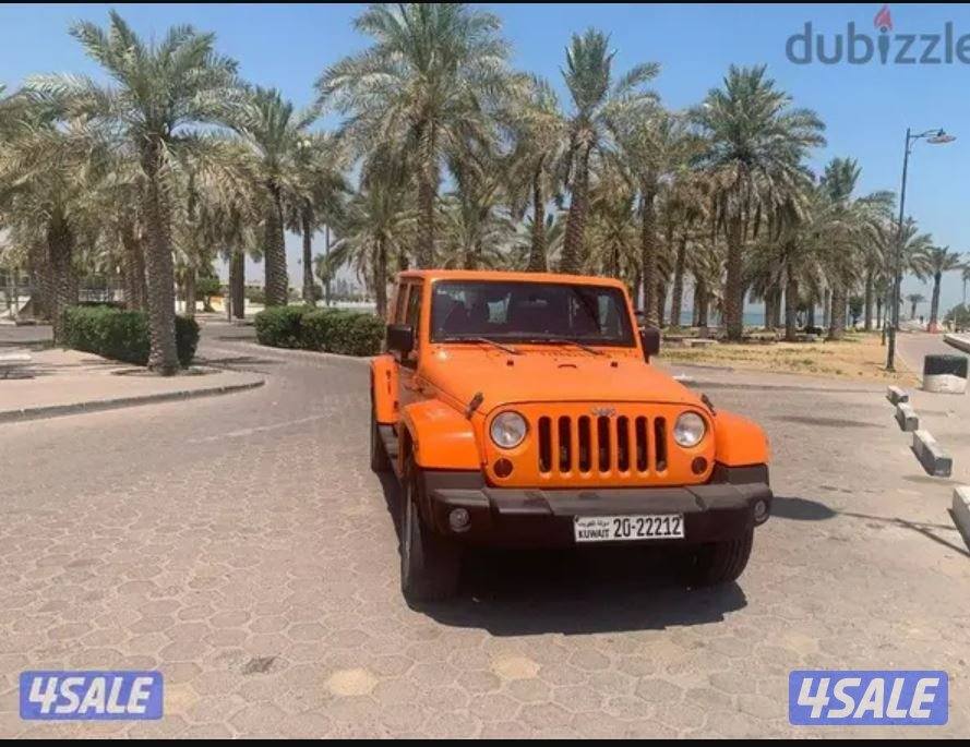 A beautiful and unique 2012 Jeep Wrangler Sahara Limited  I142000 KM2