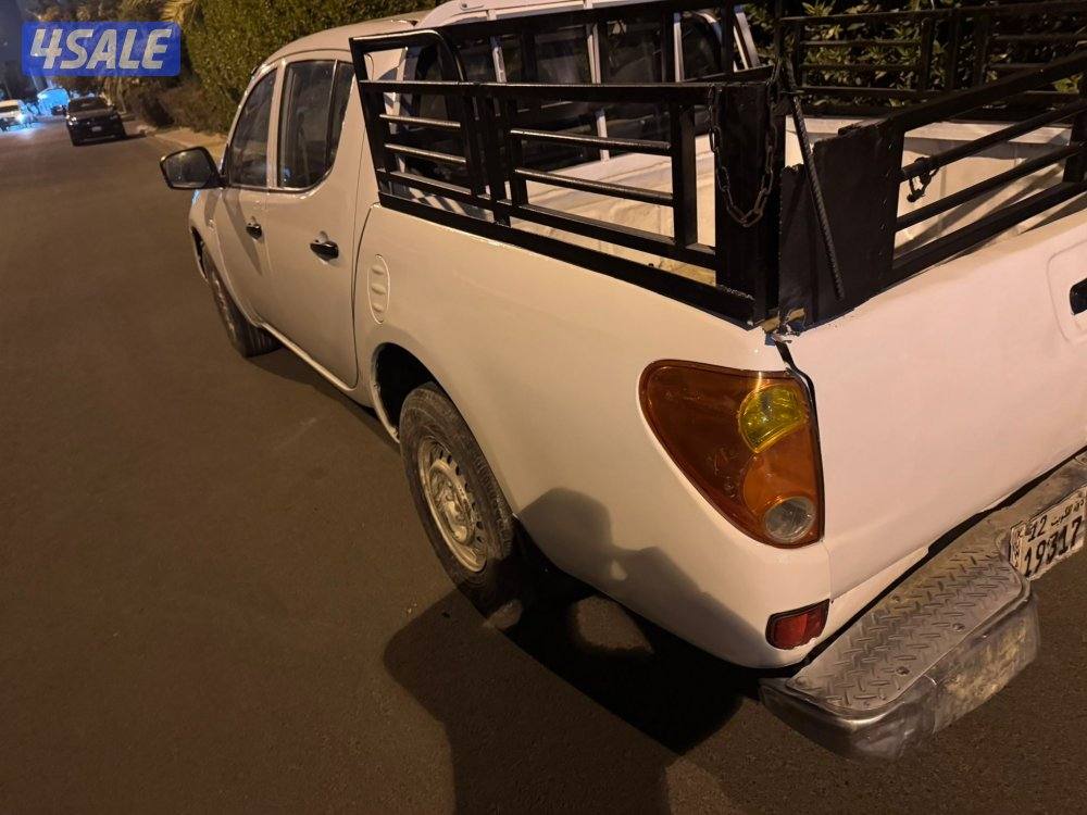 وانيت ميتسوبيشي1