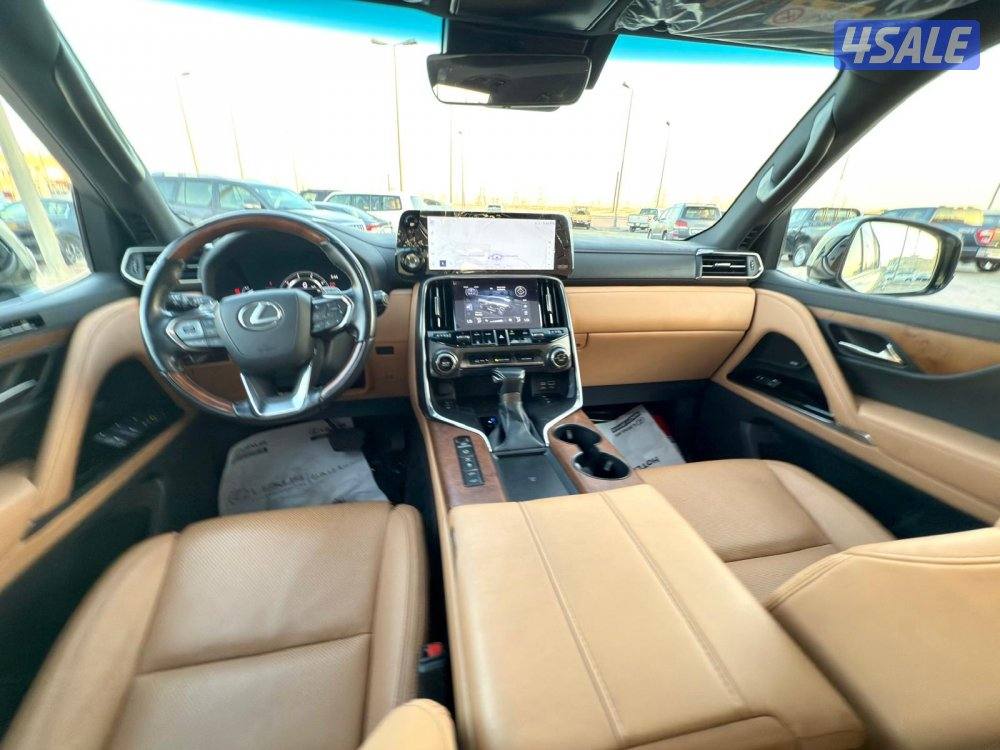 لكزس LX600 الساير 2023 الدرجة الاولى4