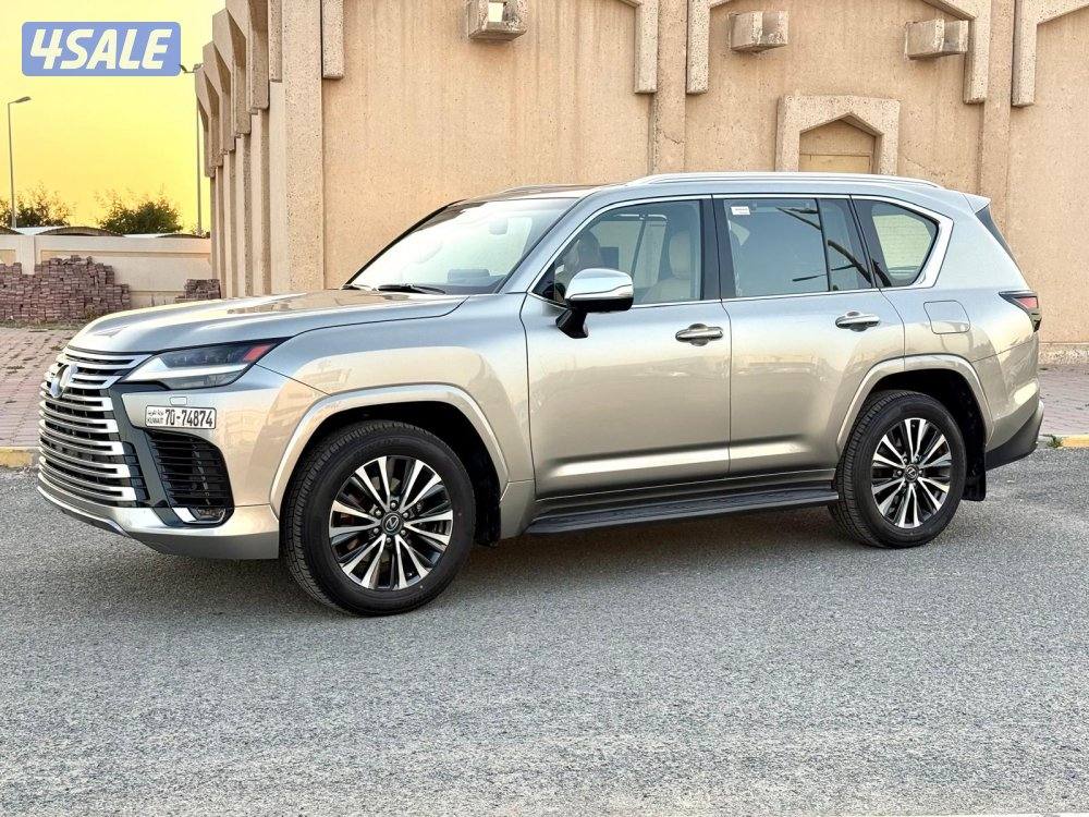 لكزس LX600 الساير 2023 الدرجة الاولى5