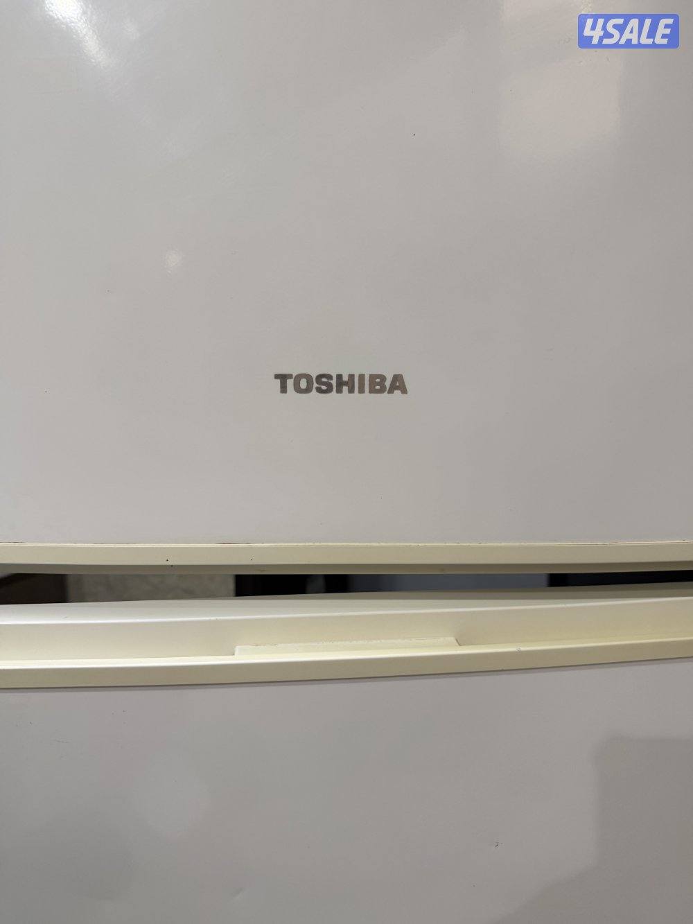 للبيع ثلاجه و  وفريزر لعدم الحاجه توشيبا ب 60 د.ك كبيره1