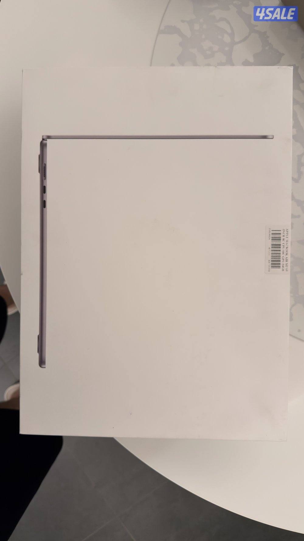 MacBook Air 15-inch M2 – 24GB RAM / 1TB SSD4