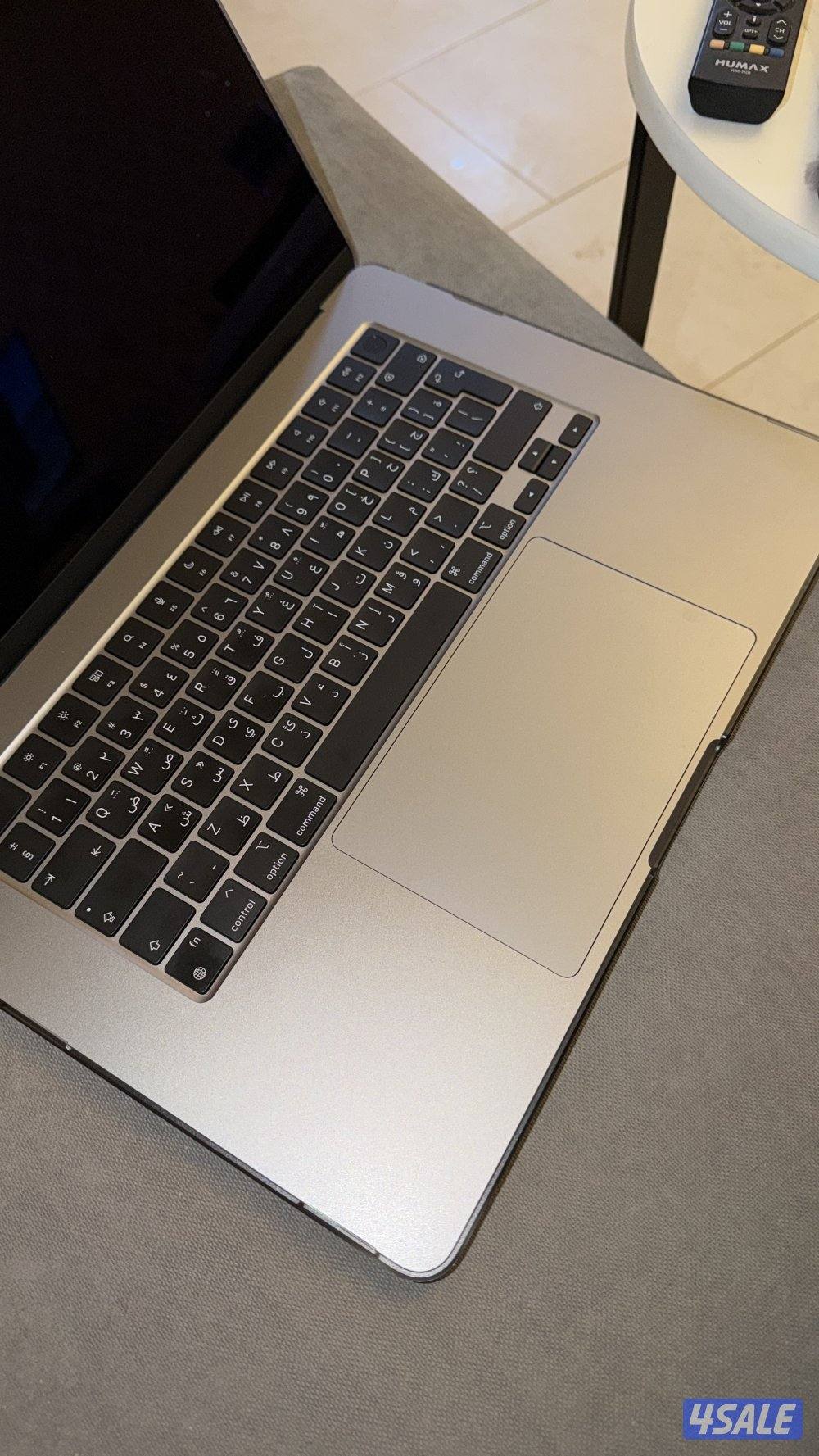 MacBook Air 15-inch M2 – 24GB RAM / 1TB SSD5