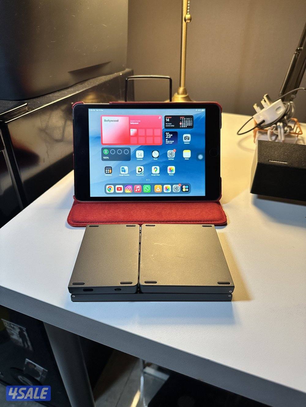 Apple 128gb Ipad mini 4 excellent condition0