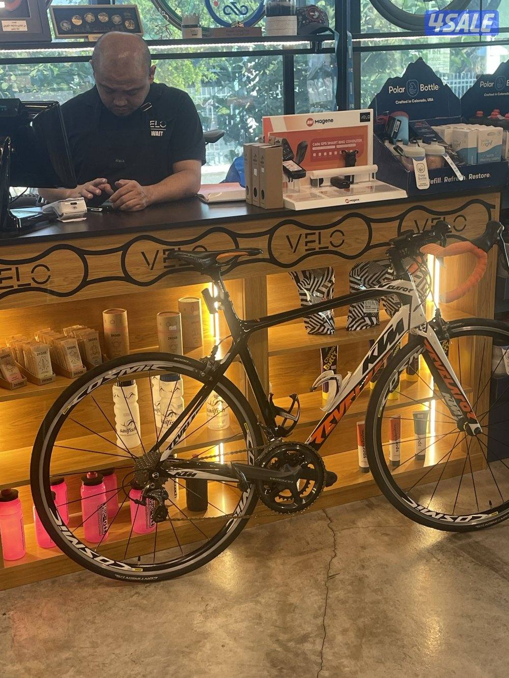 للبيع دراجة رود0