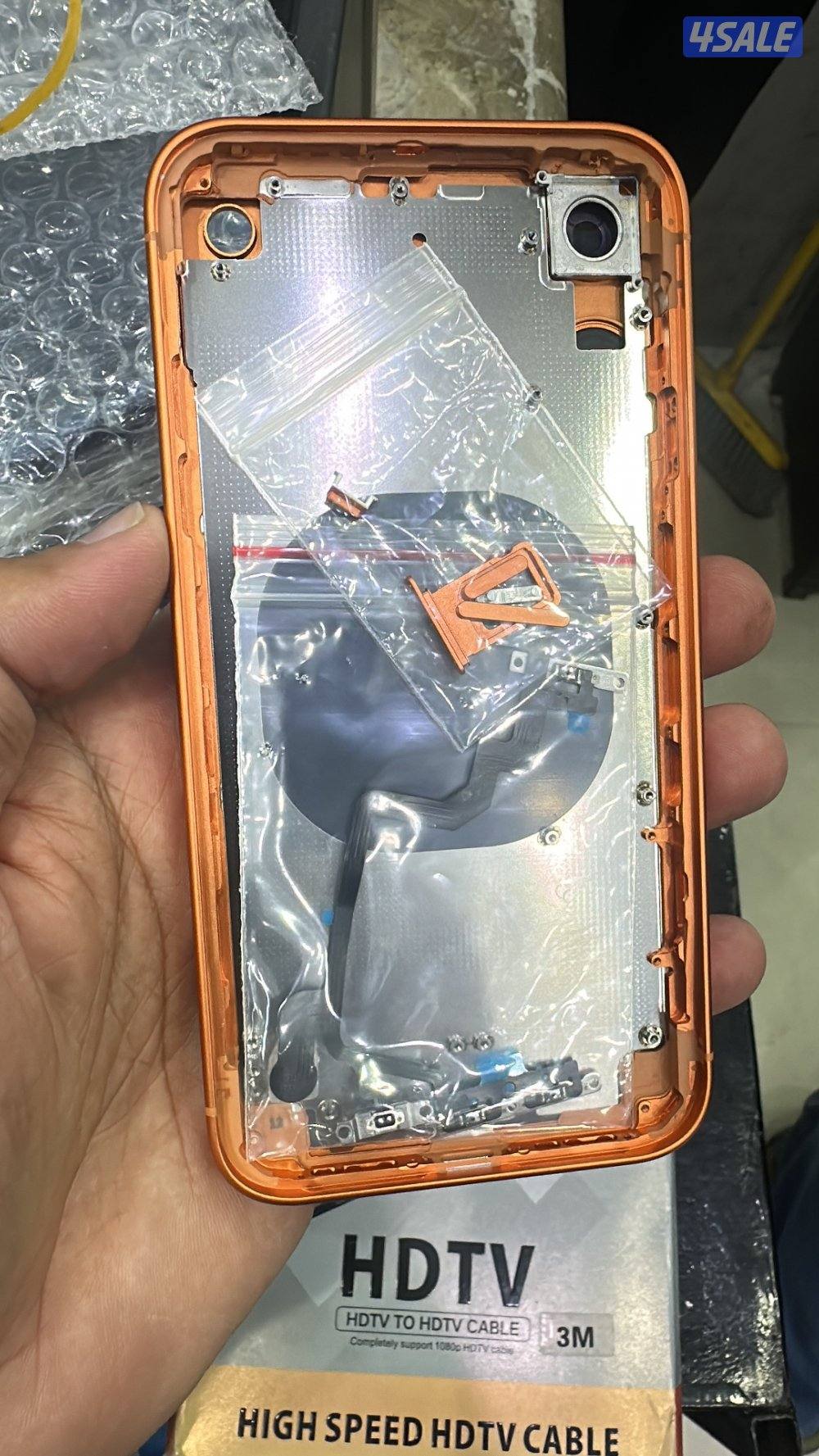 اكسسوارت الموبايل وشواحن كامله وويرات وجميع اغراض الايفون وصيانتها1