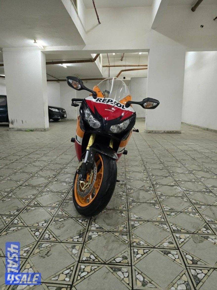 Honda CBR1000 Repsol2