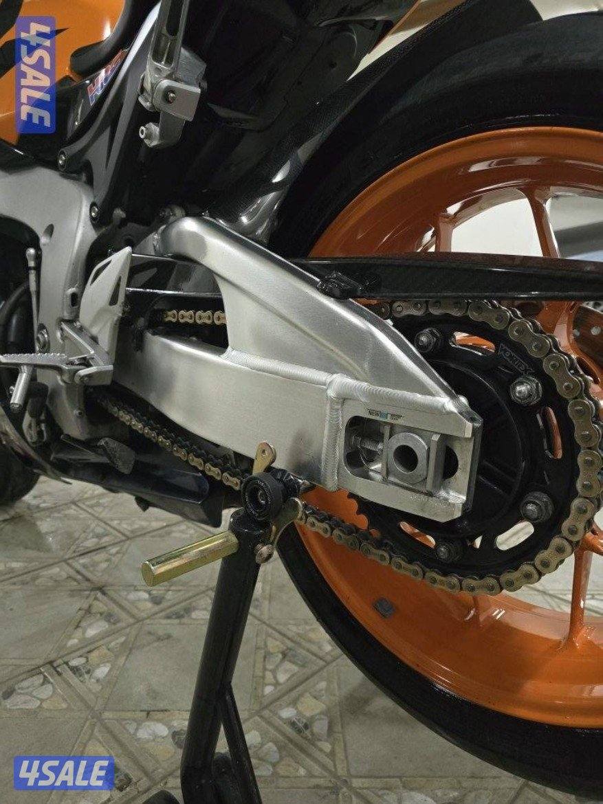 Honda CBR1000 Repsol6