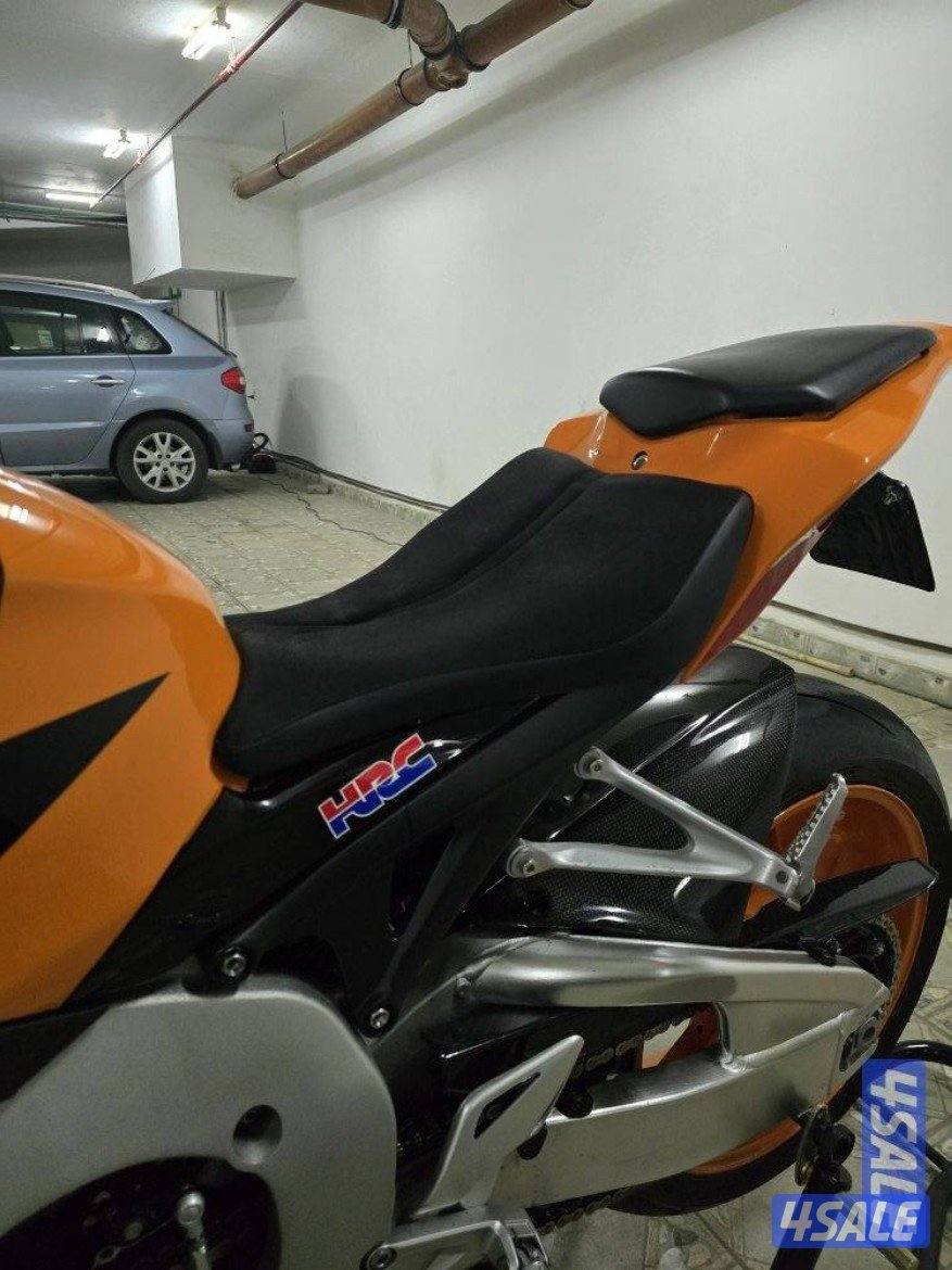 Honda CBR1000 Repsol8