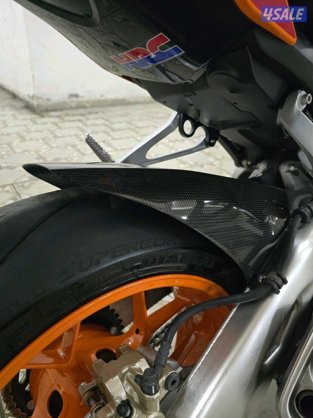 Honda CBR1000 Repsol11