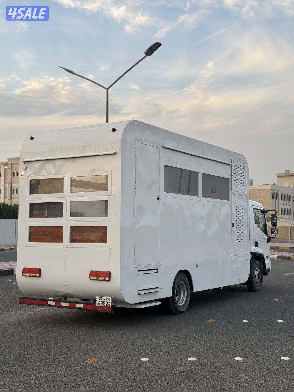 للبيع الصندوق فقط او السياره بالكامل2