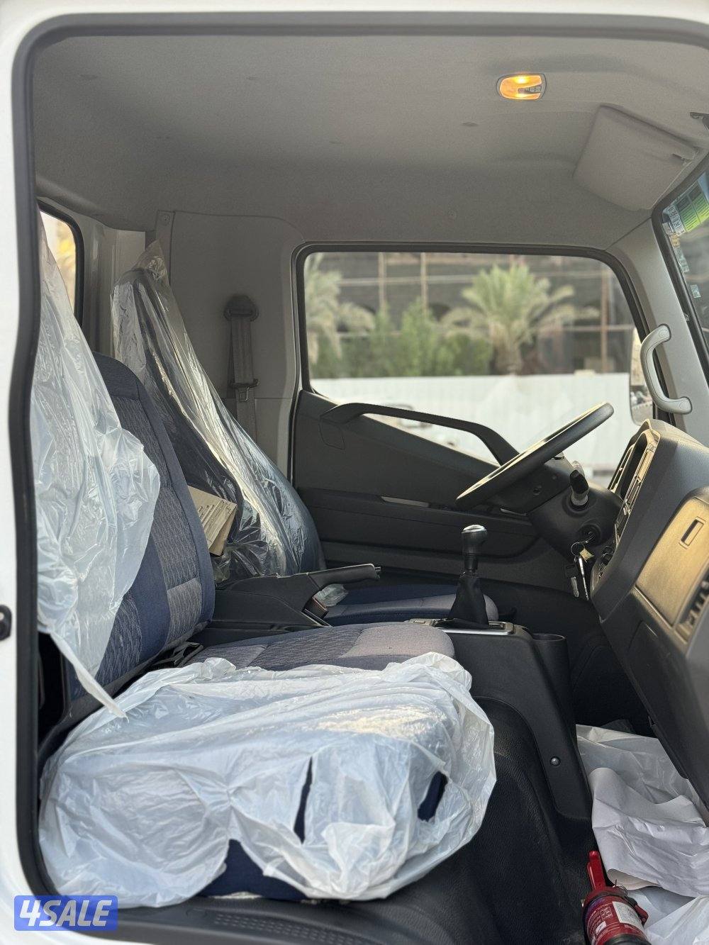 للبيع الصندوق فقط او السياره بالكامل5