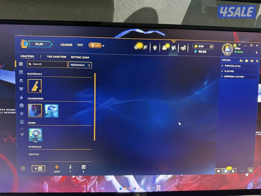 حسابين لول للبيع ماستر اقرا الوصف League of legends LOL0