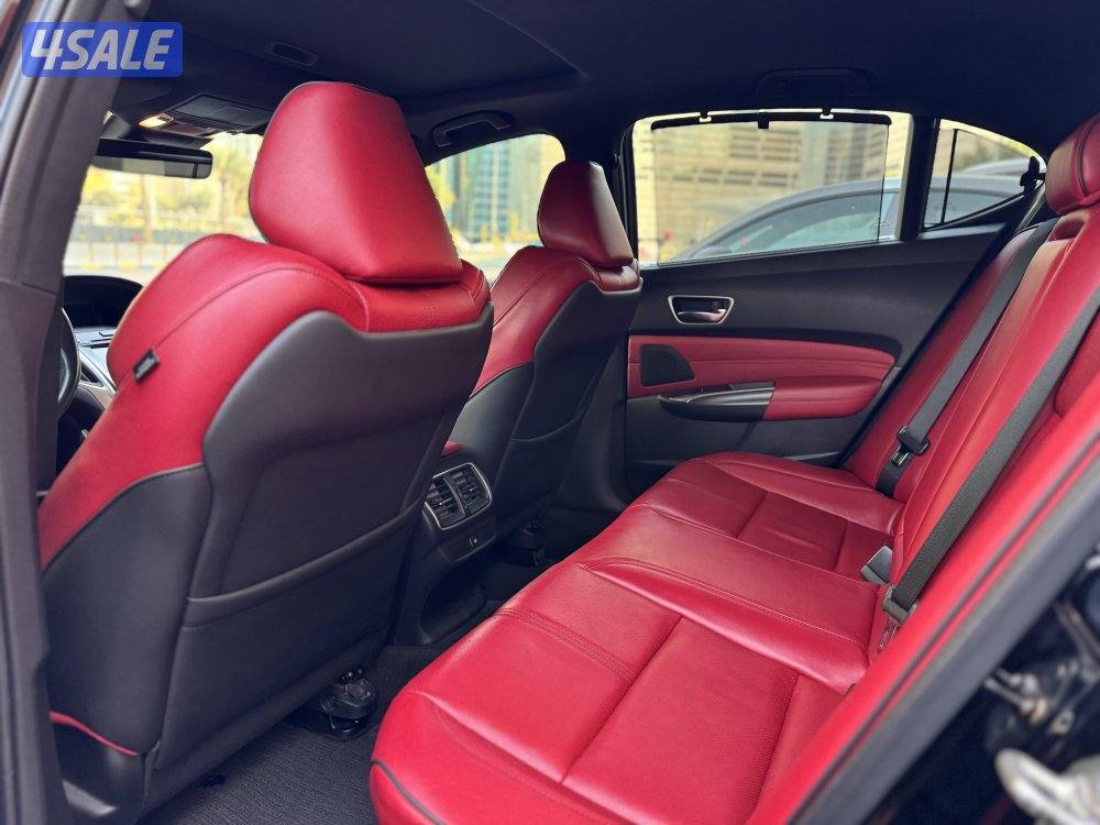 TLX A-Spec / 2018 / 124 km7