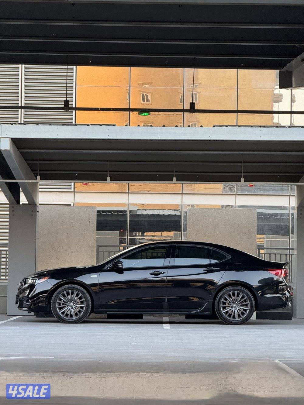 TLX A-Spec / 2018 / 124 km14