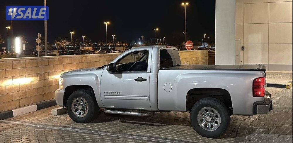 للبيع وانيت سلفرادو0