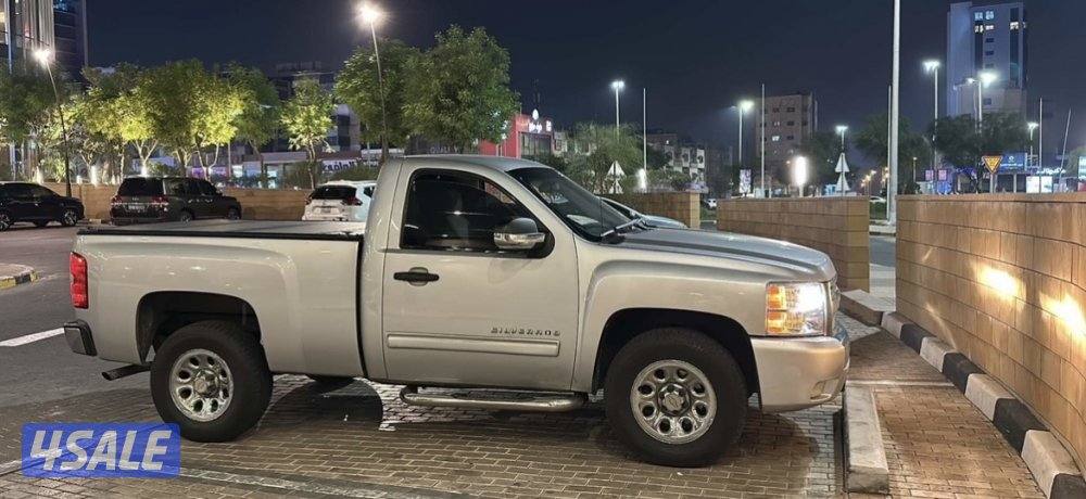 للبيع وانيت سلفرادو3