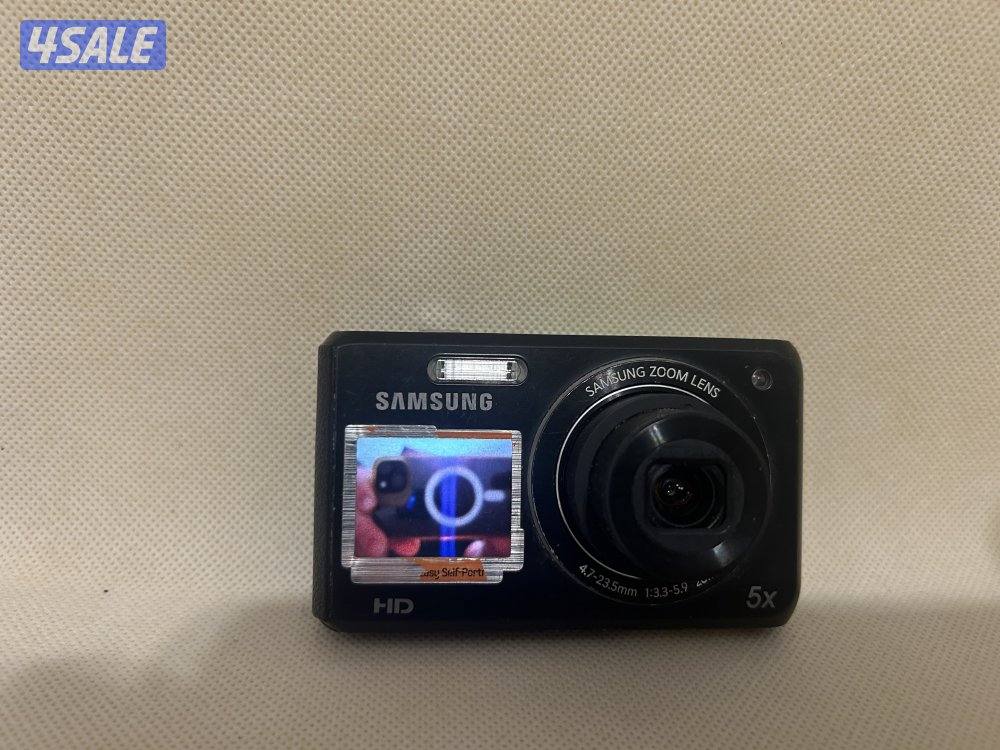 عرض على كاميرات سامسونغ لها شاشتين سعر 100 مع كامل اغراضها0