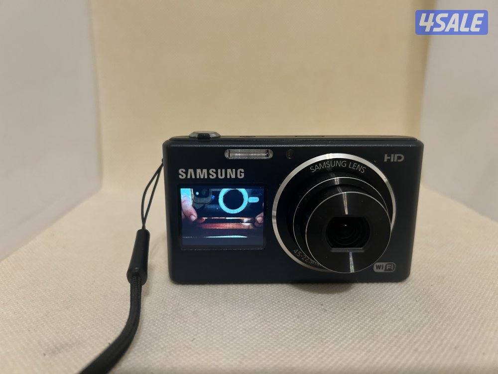 عرض على كاميرات سامسونغ لها شاشتين سعر 100 مع كامل اغراضها2