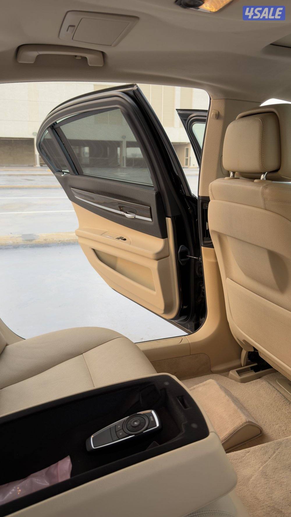 بي ام دبليو | 730 لارج | 2014 | V6 Turbo | عداد 190,000 KM12