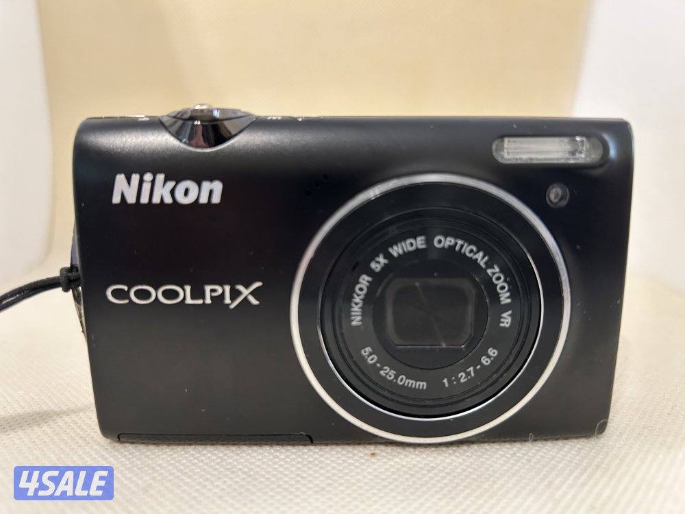 مجموعه كاميرات نيكون كل وحده لها سعرها اسعار من 75 الى 1205