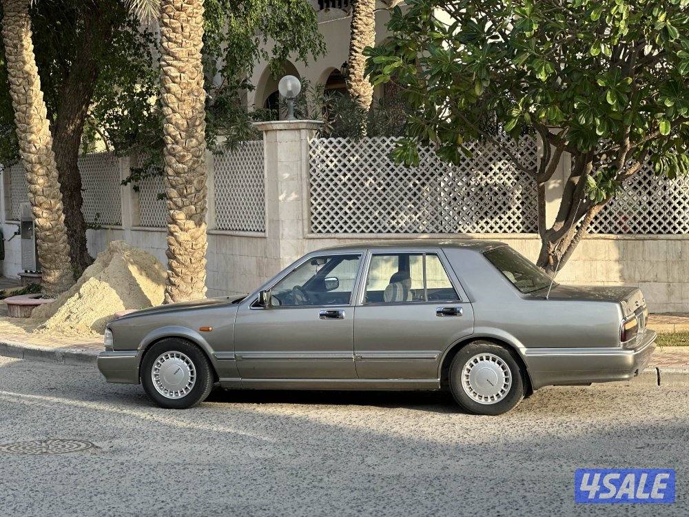 Nissan cedric 19990