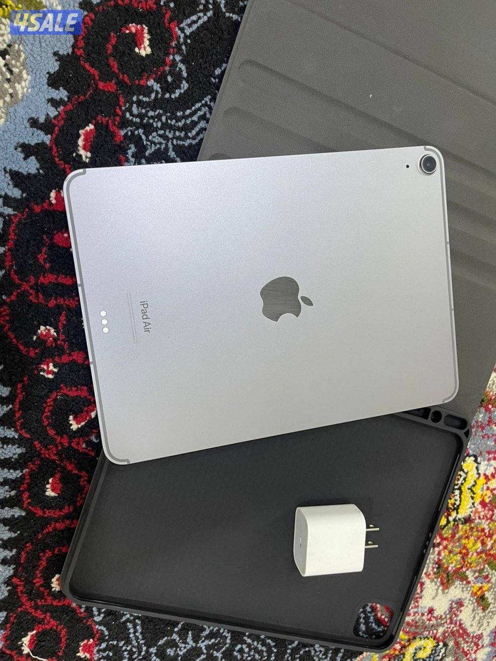 ايباد اير 11 انش M2 بطاريه 100 مساحه 256 غيغا نظيف حيل سنة 20245