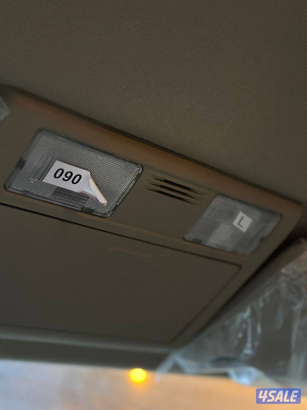 تويوتا فورتنر ٢٠١٥ الساير عداد ١٢ ألف شرط الفحص صبغ وكاله6