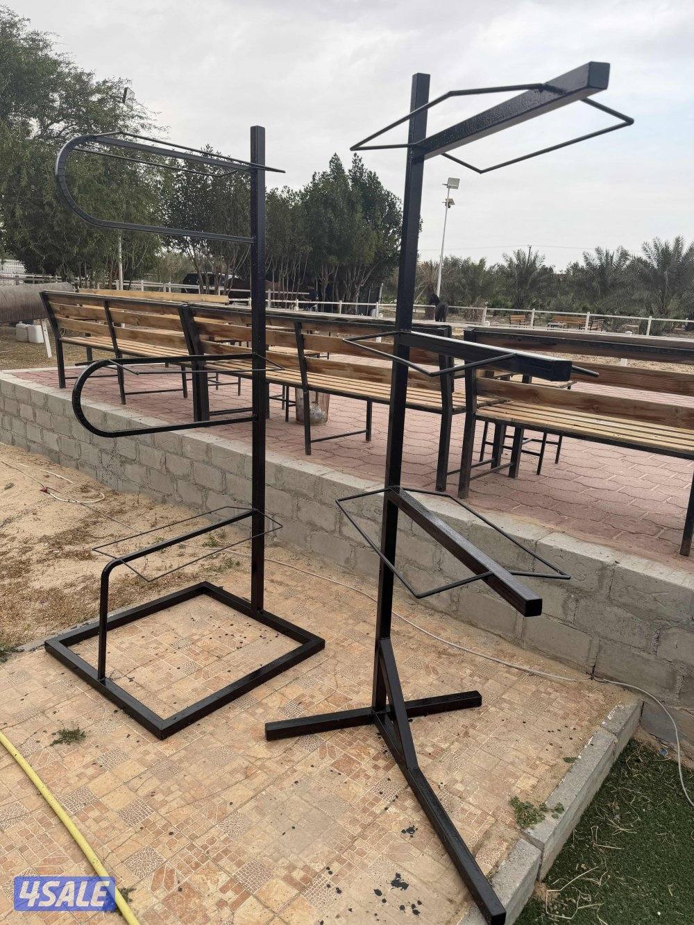 ستاندات سروج للبيع0