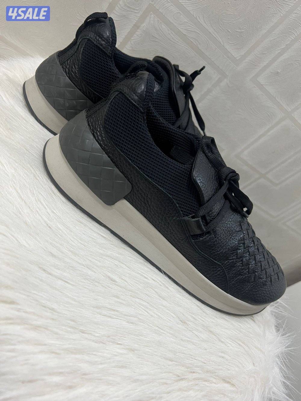 جوتي بوتيقا اصلي مقاس ٤٢ونص2