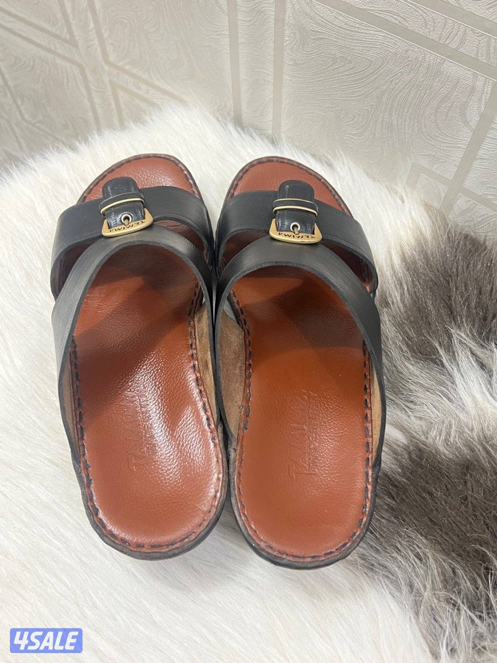 تميمه السرحان اصليه مقاس ٤١ونص2