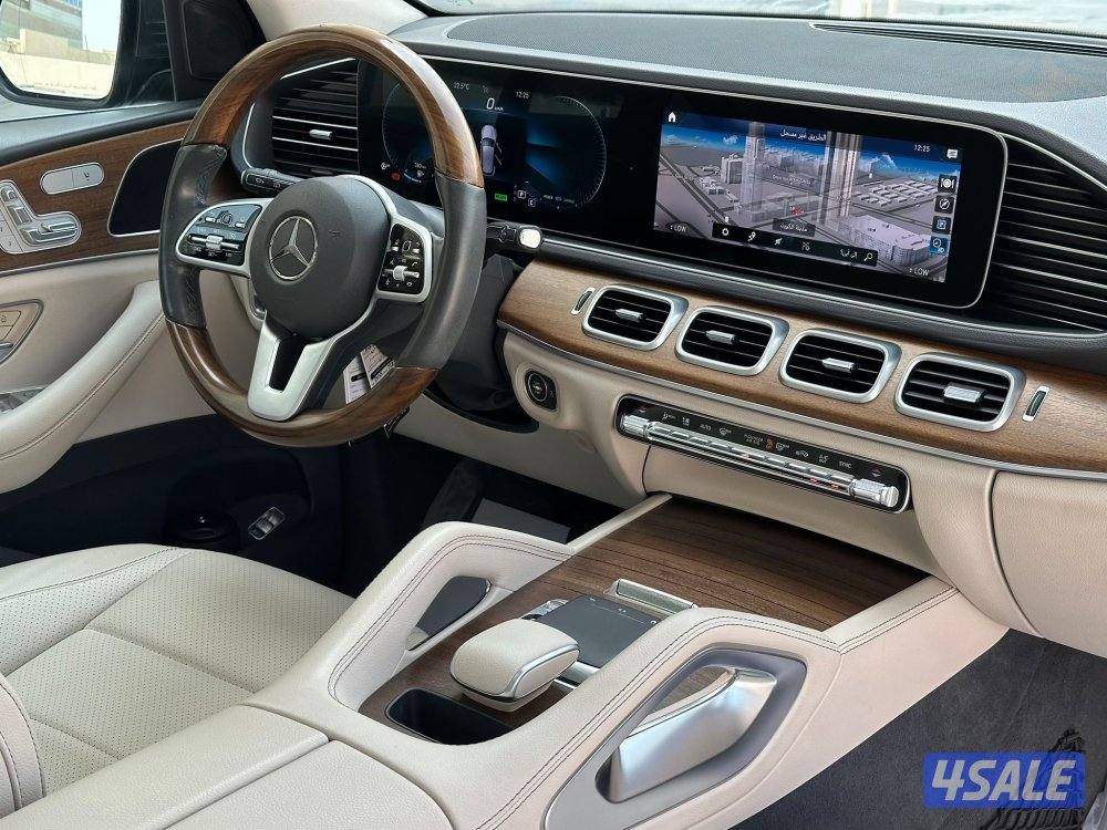 مرسيدسGLE450 كتAMG موديل2020 عداد68الف وارد الملا11