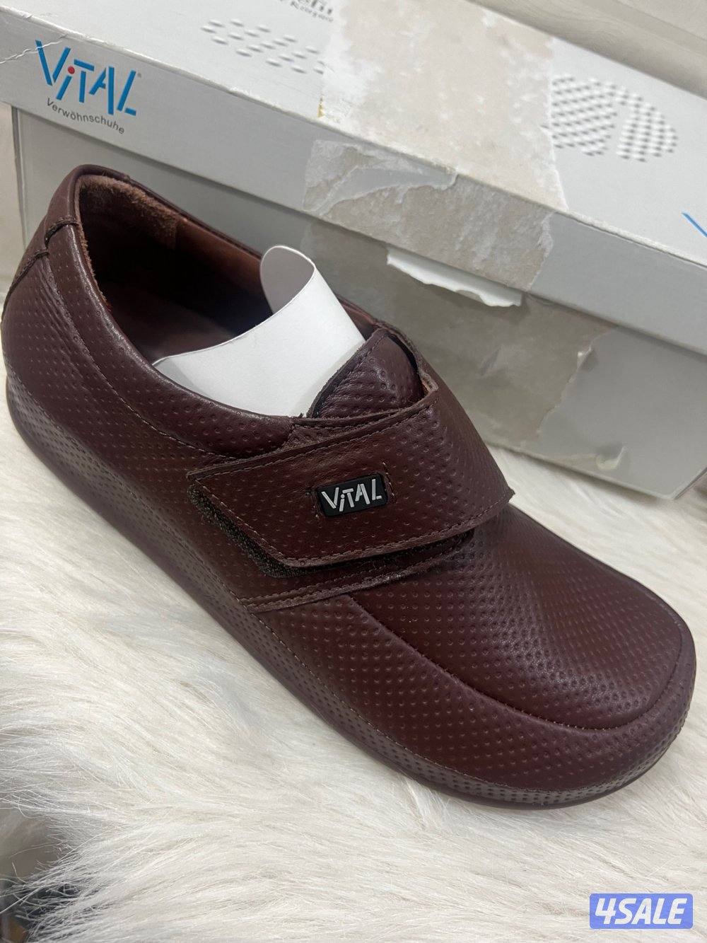 للبيع جوتي ومداس ونعل فيتال مقاس ٤١ اصليين1