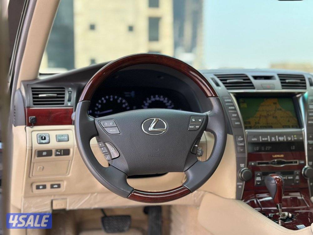 لكزسLS460L موديل2008 عداد38الف وارد الساير سيرفس منتظم بحاله نادره4