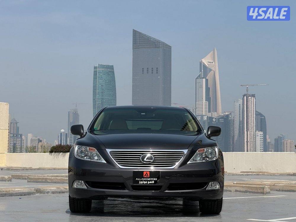 لكزسLS460L موديل2008 عداد38الف وارد الساير سيرفس منتظم بحاله نادره12