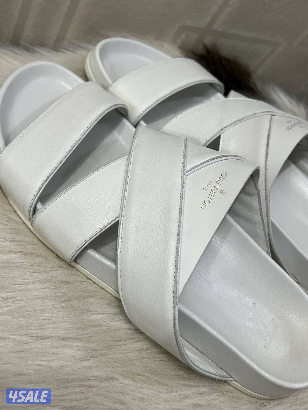 سلبر lv اصلي مقاس ٤٣1