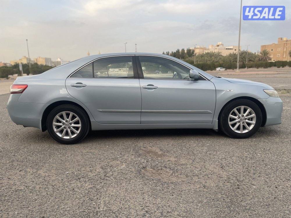 كامري GLX موديل ٢٠١٠ صبغ وكاله ماشي ١٧٣5