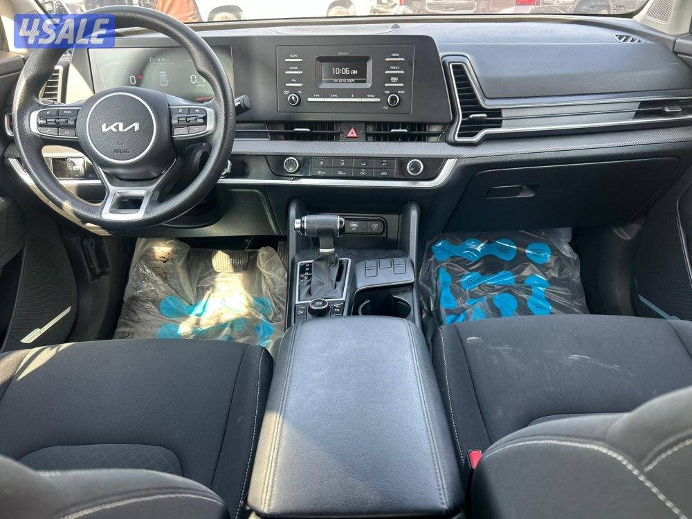 كيا سبورتاج موديل 2023  ماشى 63.000 k.m وارد المطوع .6