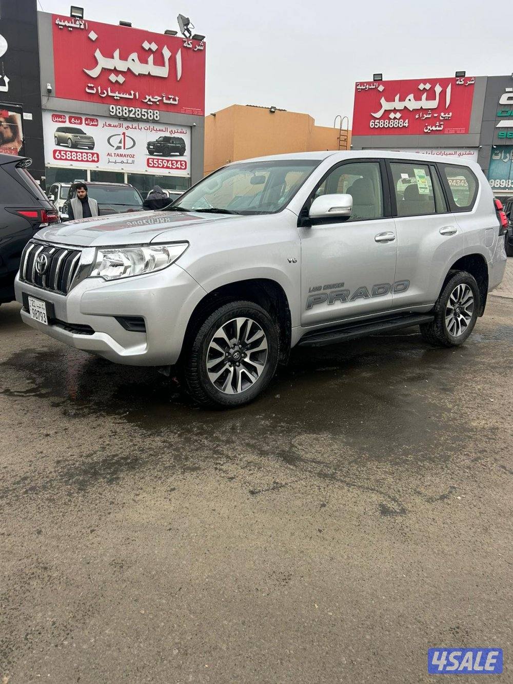 تويوتا لاند كروزر برادو TX.L موديل 2023 ماشى 18.000 k.m   وارد الساير.0